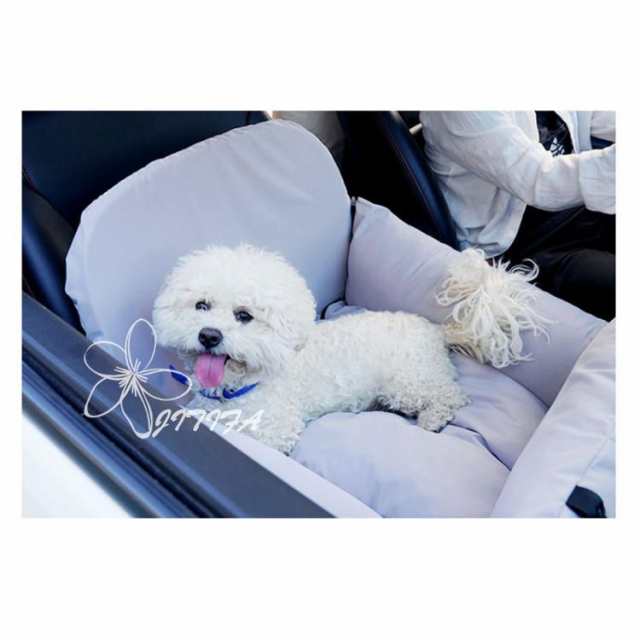 犬 車用 ドライブボックス ドライブベッド ペットベッド 車用ペットシート ペットキャリーバッグ 洗える 飛び出し防止リード付き 持ち運び 小型犬 猫用 柴犬用 お出かけ 滑り止め 酔わない 車載用 カー用品 柴犬 防水 アウトドア JITIFAの通販は