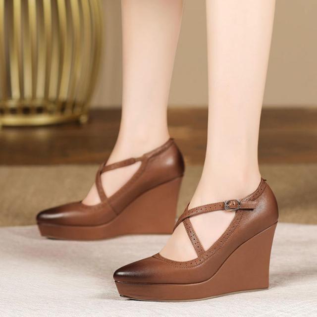 ナイキ レディース カットソー トップス Women's C.J. Mosley
