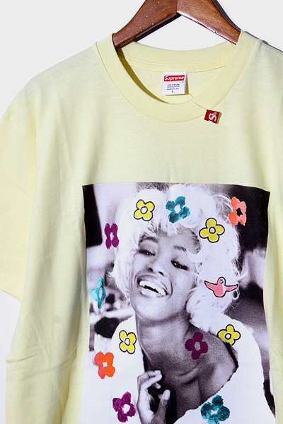 中古 未使用品 ss Supreme シュプリーム Naomi Tee ナオミ フォト Tシャツ L Yellow 黄の通販はau Pay マーケット ブランド古着のベクトル