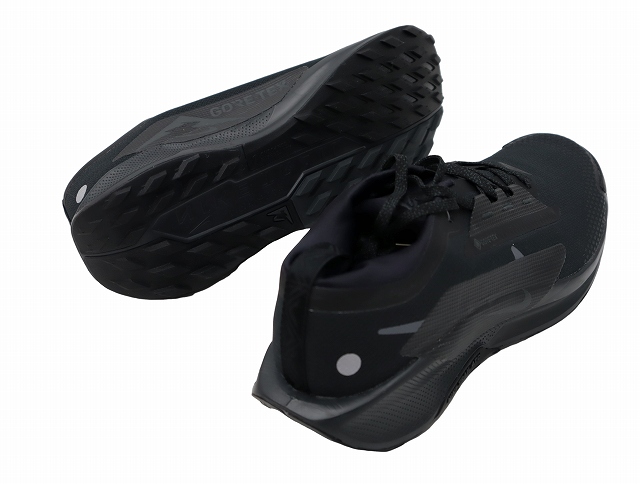 【中古】28.5cm 未使用品 ナイキ PEGASUS TRAIL 5 GTX ローカット スニーカー シューズ 靴 10.5