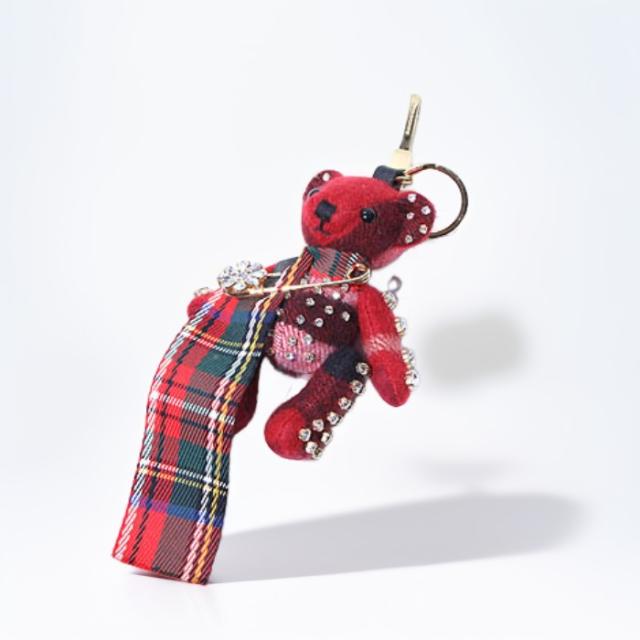 【中古】BURBERRY バーバリー キルト＆デコラティブピン付き トーマスベア チャーム チェック キーホルダー RED
