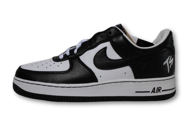 【中古】26.5cm 未使用品 Terror Squad × NIKE エアフォース1 ロー QS "ブラックアウト" FJ5756-100 /● メンズ