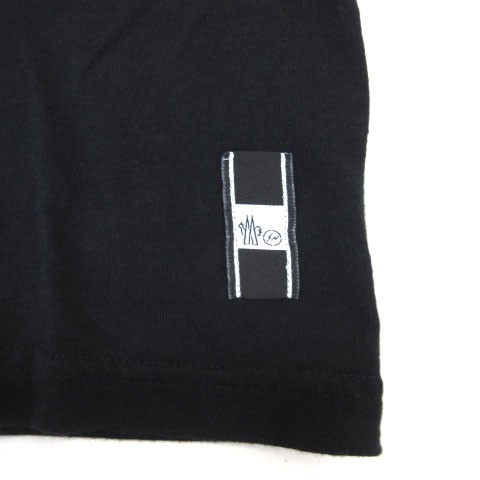 【中古】モンクレール MONCLER 19SS FRAGMENT HIROSHI FUJIWARA Tシャツ カットソー 半袖 ワッペン S ブラック  メンズ｜au PAY マーケット