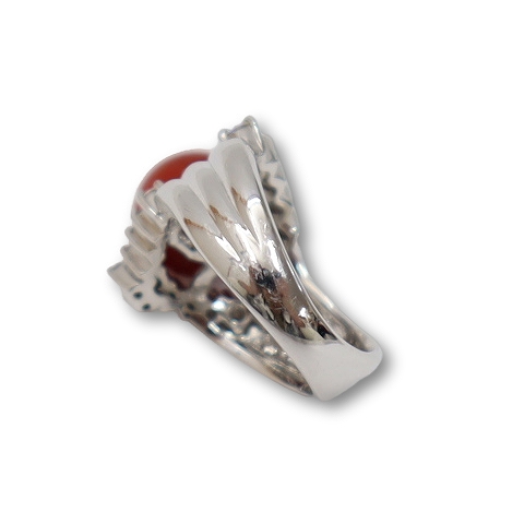 中古】Pt900 プラチナ 珊瑚 サンゴ 約10.2mm ダイヤモンド D