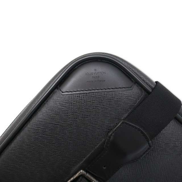 LOUIS VUITTON ルイ ヴィトン タイガ サテライト53 スーツケース