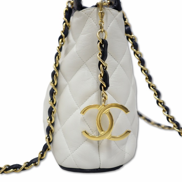 中古】シャネル CHANEL ヴィンテージ レザー マトラッセ チェーン