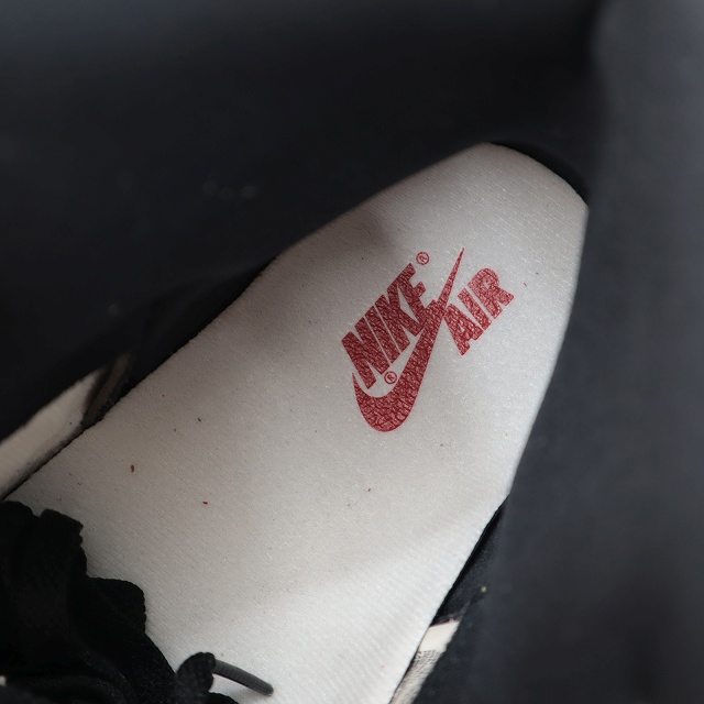【中古】ナイキ NIKE DZ5485-612 AIR JORDAN 1 RETRO HIGH OG エアジョーダン 1 レトロ ハイ OG スニーカー 28.5cm