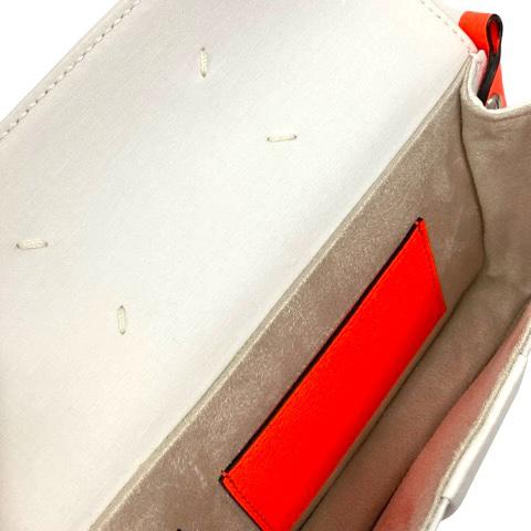 【中古】未使用品 メゾンマルジェラ SB1WD0002 NEW LOCK Horizontal ショルダーバッグ レザー オレンジ ホワイト ブラック レディース 中古】未使用品 メゾンマルジェラ SB1WD0002 NEW LOCK Horizontal