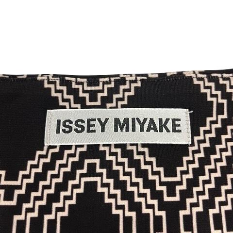 【中古】イッセイミヤケ ISSEY MIYAKE カットソー チュニック ストレッチ 幾何学模様 総柄 長袖 2 黒 ブラック レディース_2