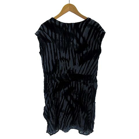 中古 ディーゼル Diesel ワンピース フレンチスリーブ 総柄 ひざ丈 膝丈 グレー系 Xs Ibs56 レディースの通販はau Pay マーケット ブランド古着のベクトル