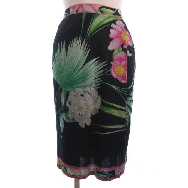 【中古】レオナール LEONARD タック タイトスカート ひざ丈 花柄 黒 ブラック 64 ■ECT レディース
