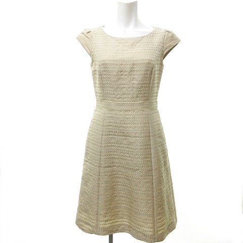 中古 トッカ Tocca ワンピース ドレス フレンチスリーブ ひざ丈 総柄 ベージュ 2 0716 レディースの通販はau Pay マーケット ブランド古着のベクトル