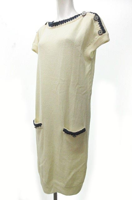 中古 シャネル Chanel P53 ワンピース 半袖 膝丈 ニット ウール ココマークボタン 生成り オフ白 ネイビー 38 0508 Ecr4 レディースの通販はau Pay マーケット ブランド古着のベクトル