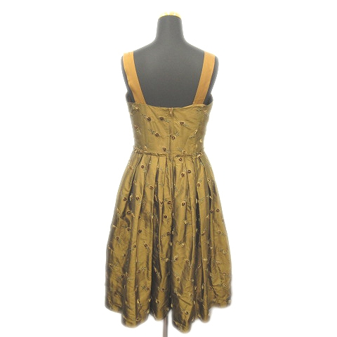 中古 フォクシー ブティック Foxey Boutique 刺繍 花柄 ヴィンテージ風 ワンピース キャミ シルク 40 の通販はau Pay マーケット ブランド古着のベクトル