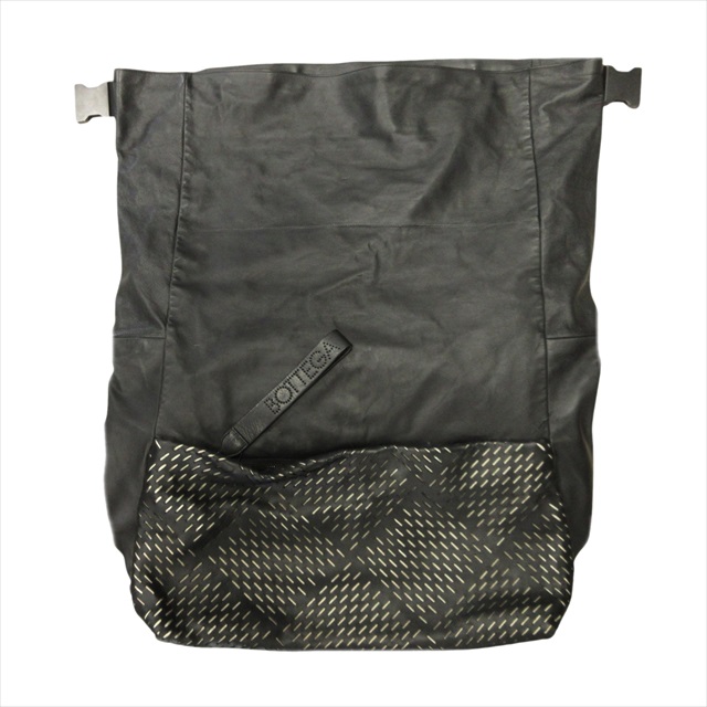 【中古】ボッテガヴェネタ BOTTEGA VENETA パーフォレイテッド メッセンジャー バッグ ショルダー パンチング 中古】ボッテガヴェネタ BOTTEGA VENETA パーフォレイテッド