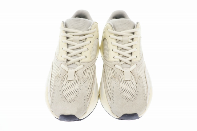 adidas yeezy boost analog