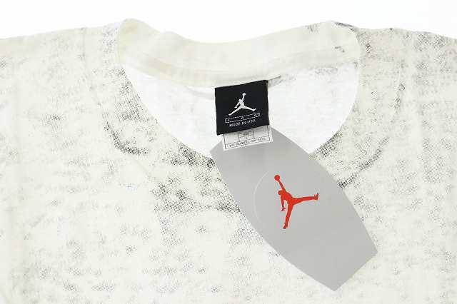 Nike Air Jordan Playground tシャツ