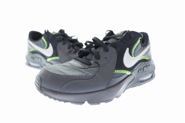 中古】ナイキ NIKE AIR MAX EXCEE エアマックス エクシー スニーカー CD4165-010 28 黒 黄緑 △○  221012/109の通販はau PAY マーケット - ブランド古着のベクトル