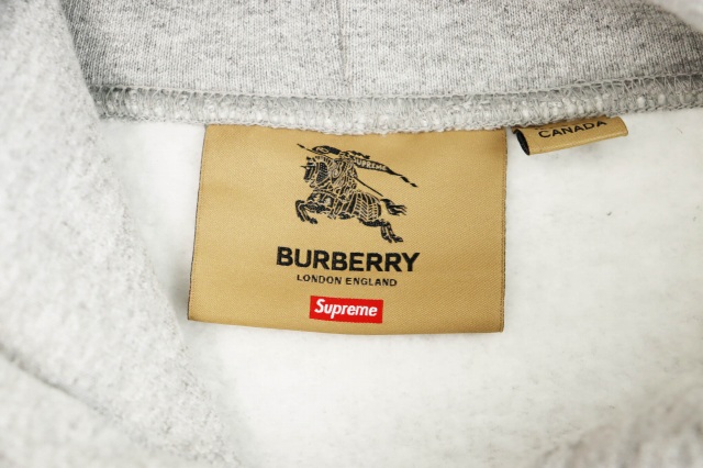 中古】シュプリーム ×バーバリー 22SS ボックス ロゴ フーデッド