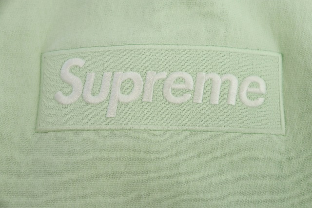 中古】シュプリーム SUPREME ボックスロゴ フーデッド スウェット