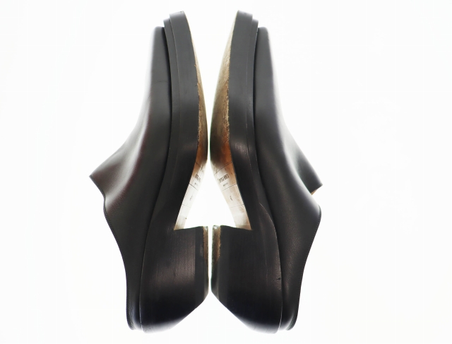 BOTTEGA VENETA ブラック レザー ミュール 大人気☆【Bottega Veneta