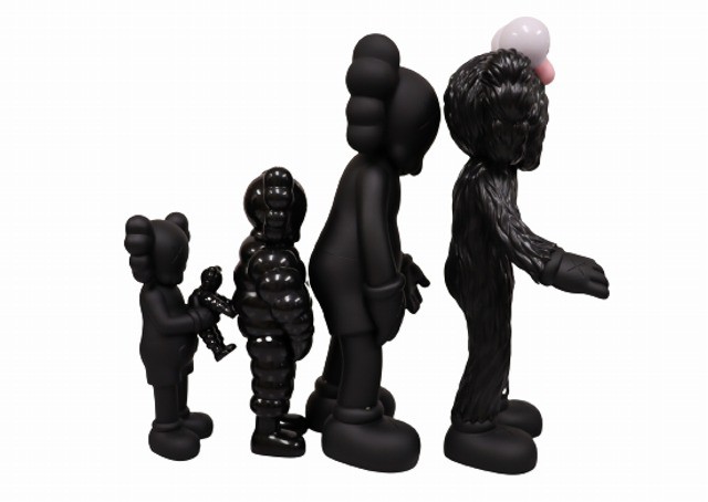 【新品未開封】KAWS FAMILY BLACKフィギュアMEDICOM TOY