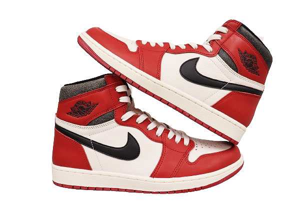 中古】ナイキ NIKE AIR JORDAN 1 RETRO HIGH OG CHICAGO 2022 28.5cm