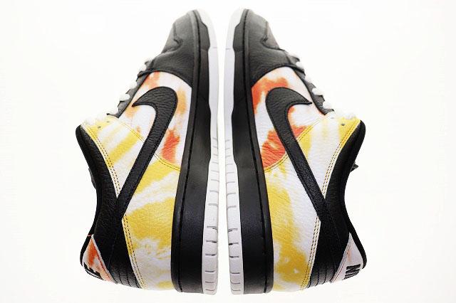 【中古】ナイキ NIKE SB DUNK LOW PRO QS RAYGUNS AWAY 2019 29.5cm TIE-DYE BQ6832-001 ▲■250404