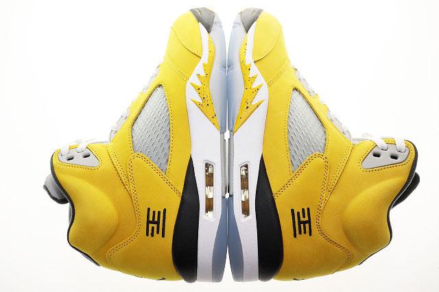 【中古】ナイキ NIKE AIR JORDAN 5 RETRO TOKYO 23 YELLOW 29.5cm エア ジョーダン レトロ トウキョウ ▲■251014