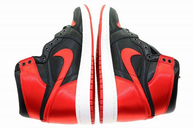【中古】ナイキ NIKE WMNS AIR JORDAN 1 RETRO HI OG SATIN BRED 2023 29cm FD4810-061 ジョーダン ▲■260206
