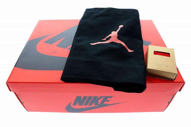 【中古】ナイキ NIKE WMNS AIR JORDAN 1 RETRO HI OG SATIN BRED 2023 29cm FD4810-061 ジョーダン ▲■260206
