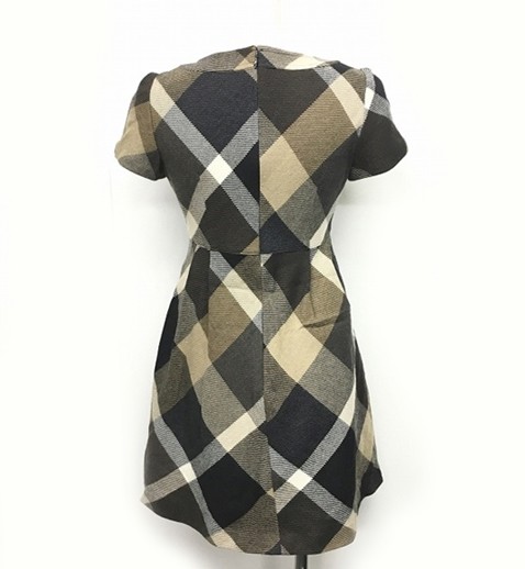 中古 Burberry Blue Label ウール ノバチェック ワンピース ひざ丈 半袖 茶 黒 ブラウン ブラック 36 Nvw 0619の通販はau Pay マーケット ブランド古着のベクトル