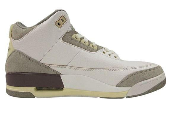 【中古】未使用品 ナイキ A MA MANIERE AIR JORDAN 3 RETORO SP WHITE DH3434-110 ア マ マニエール エアジョーダン 3_4