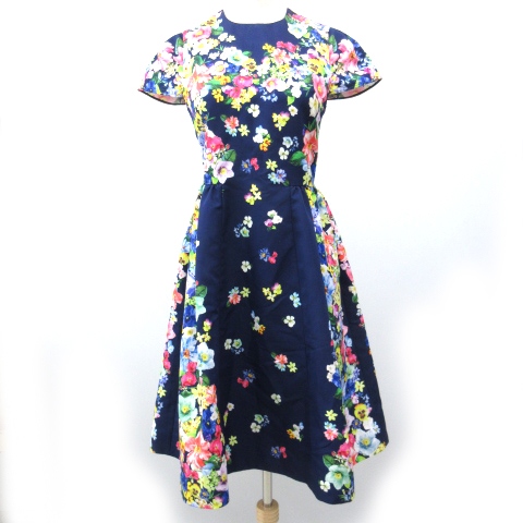 中古 チェスティ Chesty ワンピース ロング バックジップ フレア 花柄 0 Sサイズ相当 紺 ネイビー N Nvw レディースの通販はau Pay マーケット ブランド古着のベクトル