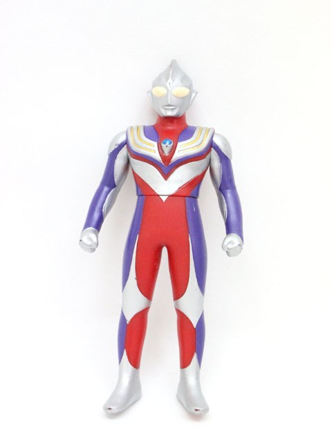 中古 ソフビ 人形 ウルトラマンティガ B 13 高さ約14cm Z の通販はau Pay マーケット ブランド古着のベクトル