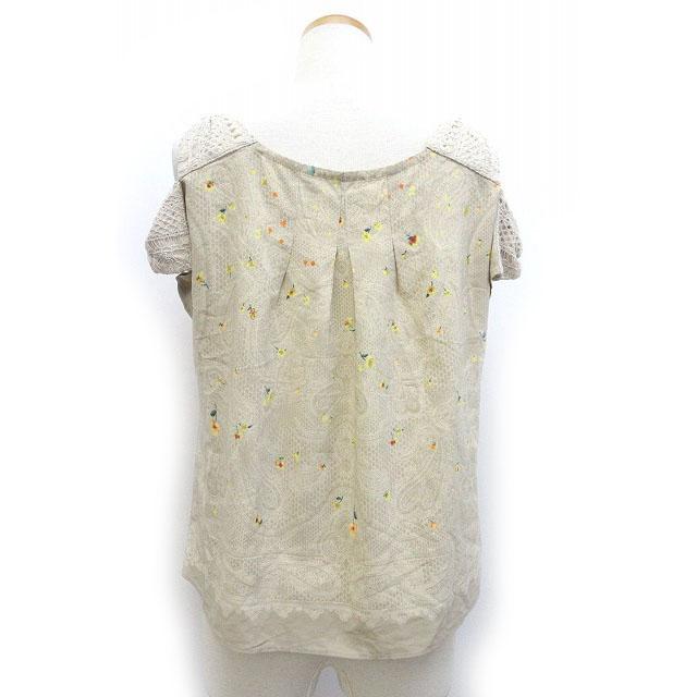 未使用品 doll up oops 刺繍 スカラップ ブラウス DOLLUPOOPS（ドールアップウップス）の「doll up oops CAT