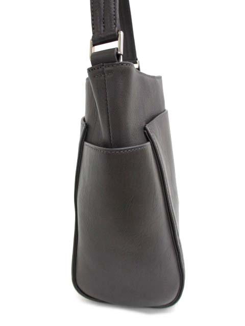 【中古】ヒロフ HIROFU  ストラーダ レザーショルダーバッグ M 本革 レディースの通販は