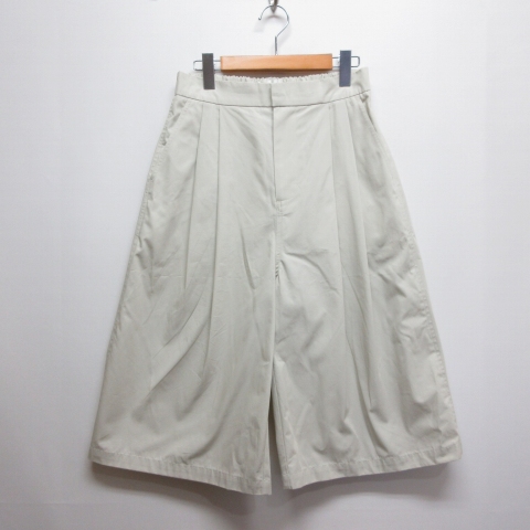 【中古】アモーメント AMOMENTO 25SS 美品 ワイド ハーフ ガウチョ パンツ M アイボリー ツータック ジッパーフライ
