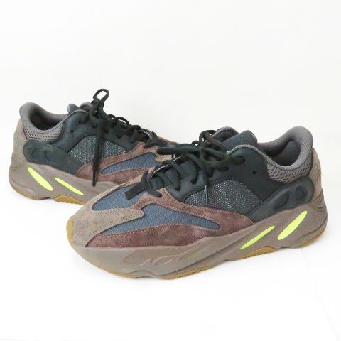 yeezy boost 700 wave runner mauve