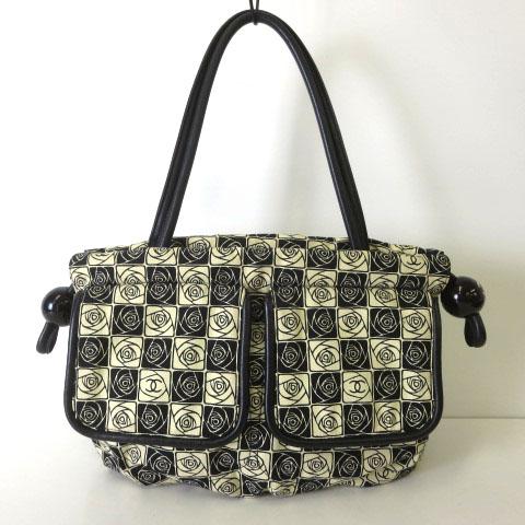 中古 シャネル Chanel バッグ ショルダーバッグ カメリア総柄ココマーク キャンバス レザー 黒ブラック アイボリーの通販はau Pay マーケット ブランド古着のベクトル