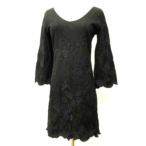 中古 リエンダ Rienda ワンピース 七分袖 刺繍 Vネック ミニ S 黒 ブラック B レディースの通販はau Pay マーケット ブランド古着のベクトル