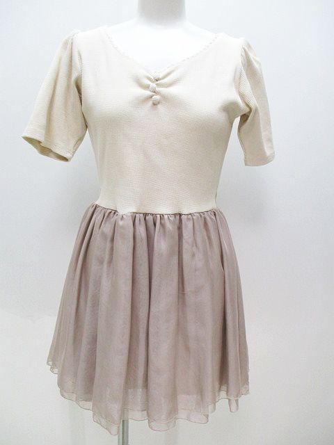 中古 Evelyn 半袖 膝丈 フリル ワンピース オーガンジー ボタン リブ 白 ホワイト ストレッチ レディースの通販はau Pay マーケット ブランド古着のベクトル