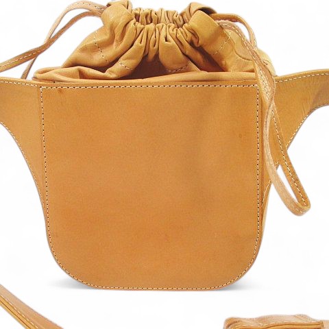 中古】ブリー BREE ウエストポーチ ボディバッグ ヌメ革