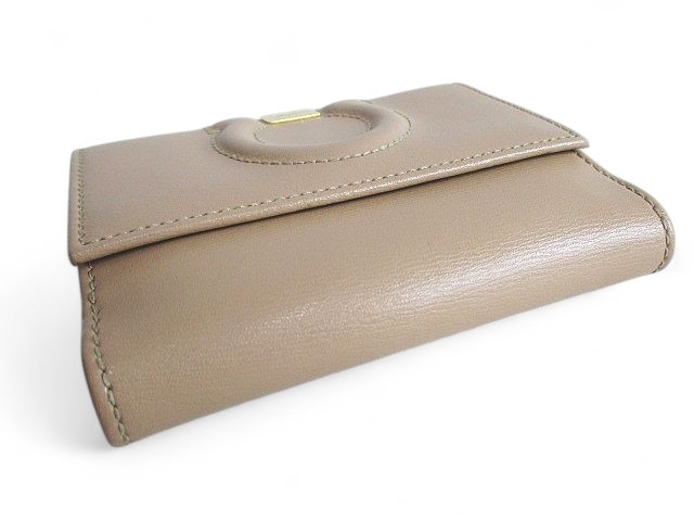 サルヴァトーレフェラガモ ベージュ ゴールド ベルト 本革 レザー ガンチーニ 中古】サルヴァトーレフェラガモ Salvatore Ferragamo Wホック