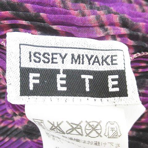 中古】イッセイミヤケ ISSEY MIYAKE FETE IF74FJ797 ボーダー 長袖