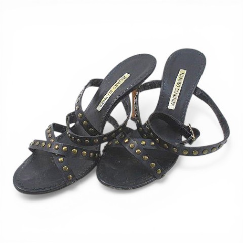 【中古】マノロブラニク MANOLO BLAHNIK サンダル スタッズ ブラック 黒系 38 レザー イタリア製 レディース