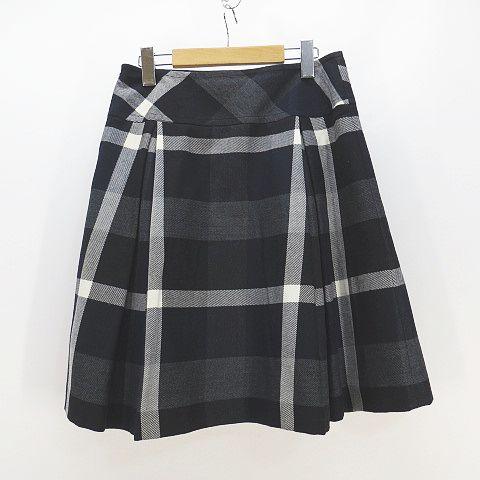 【中古】バーバリーブルーレーベル BURBERRY BLUE LABEL 膝丈 スコート 40 米国海軍 毛 毛糸 ボックス席筋目