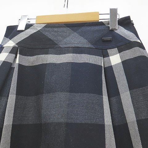 【中古】バーバリーブルーレーベル BURBERRY BLUE LABEL 膝丈 スコート 40 米国海軍 毛 毛糸 ボックス席筋目