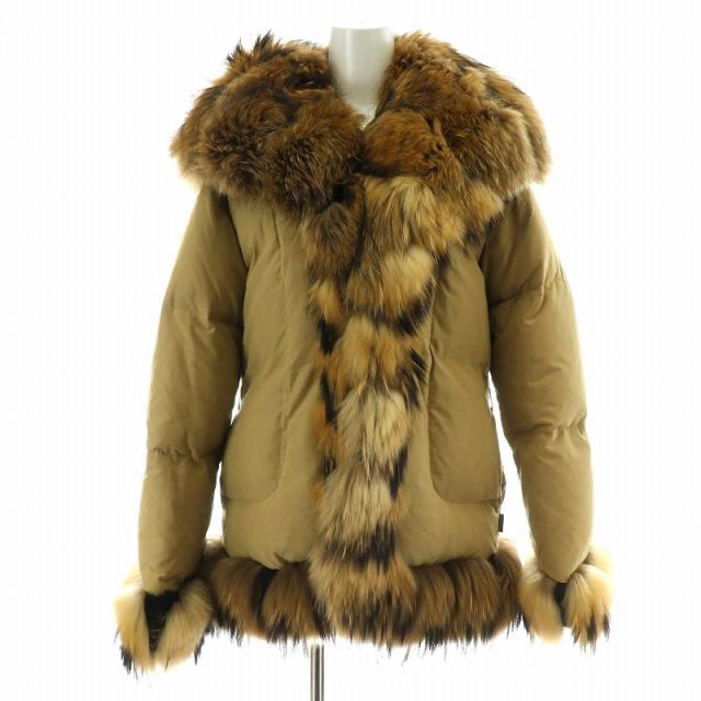 MONCLER ファー付きブラウンダウンジャケット