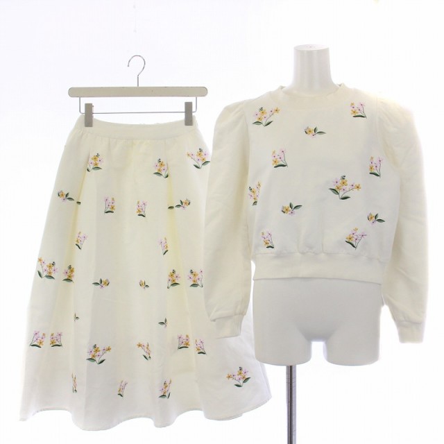 【中古】チェスティ Chesty 21AW セットアップ 上下 カットソー 長袖 フレアスカート ロング 花刺繍 XS S 白 レディースの通販は